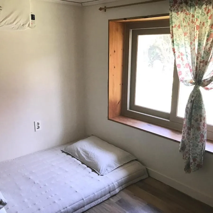 탱자싸롱 여성전용 게스트하우스 Casa de hóspedes Jeju